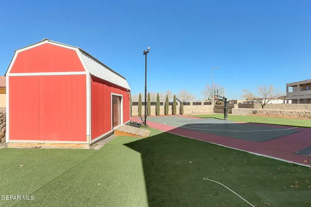 $575,000 | 520 Gomez Road, El Paso, TX 79932