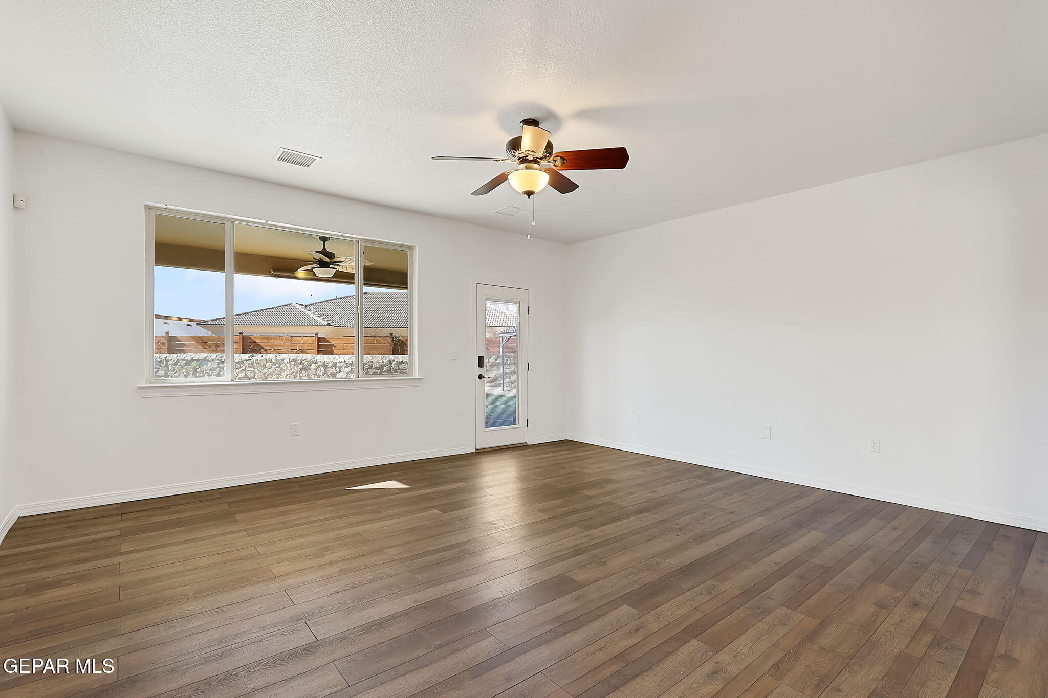 520 Gomez Road El Paso, TX 79932 - Photo 19 of 71 23-web-or-mls-IMG_7428