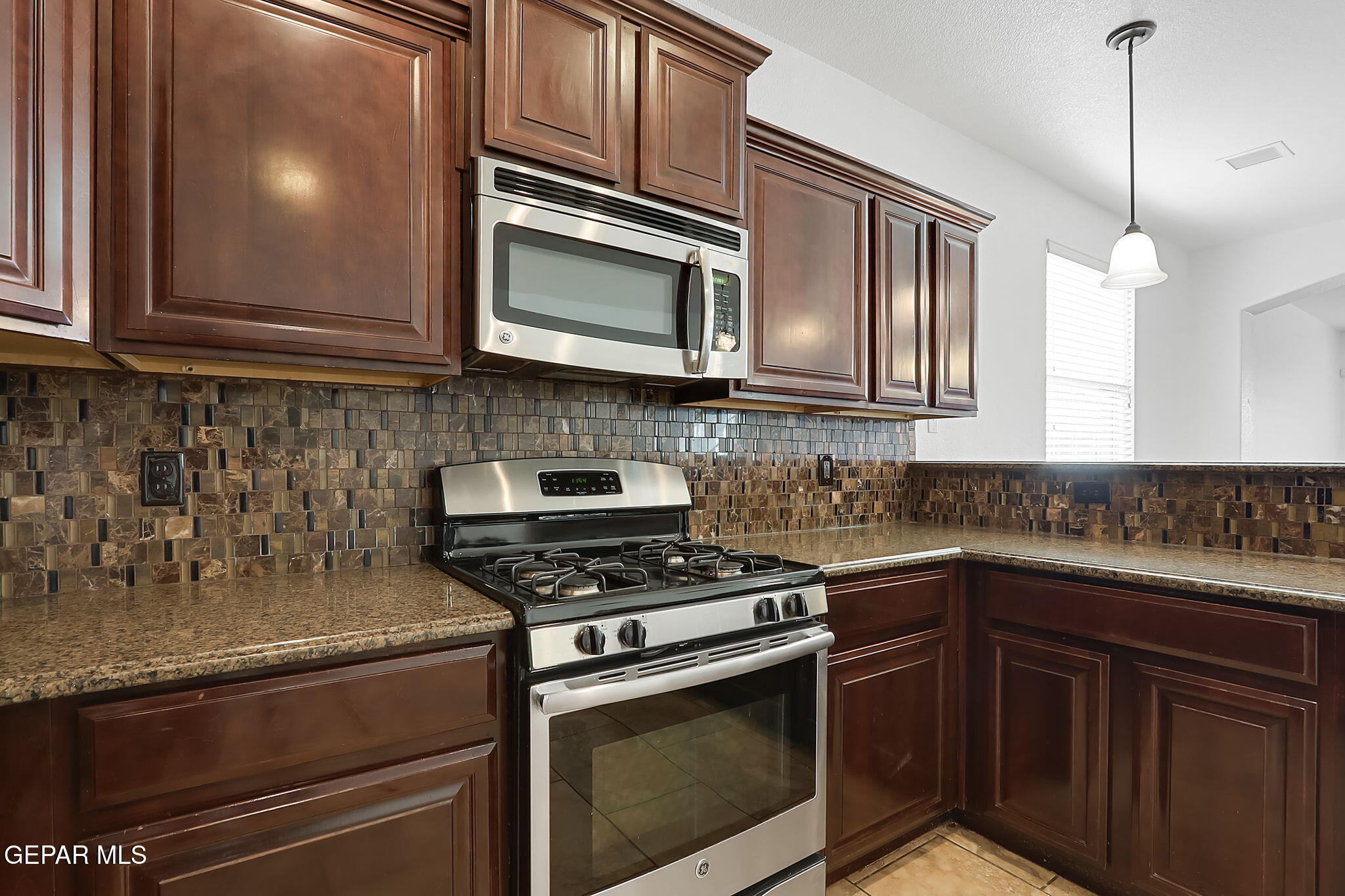 520 Gomez Road El Paso, TX 79932 - Photo 26 of 71 30-web-or-mls-IMG_7477