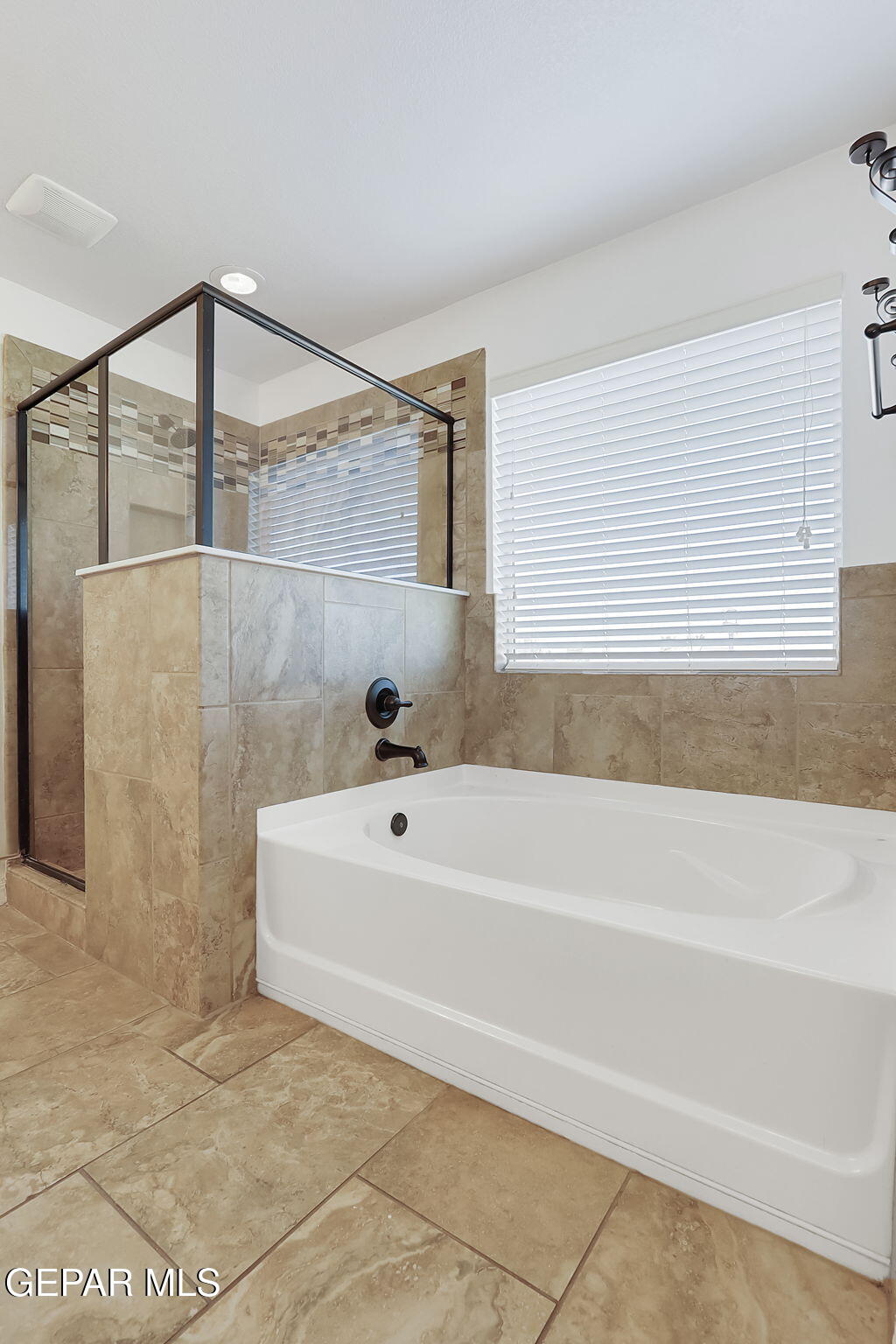 520 Gomez Road El Paso, TX 79932 - Photo 58 of 71 57-web-or-mls-IMG_7667