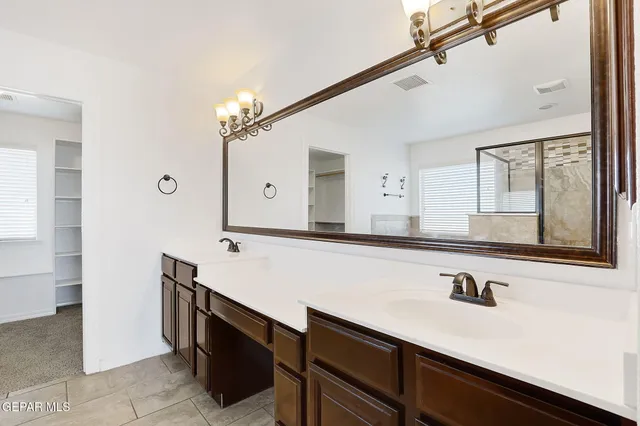 $575,000 | 520 Gomez Road, El Paso, TX 79932