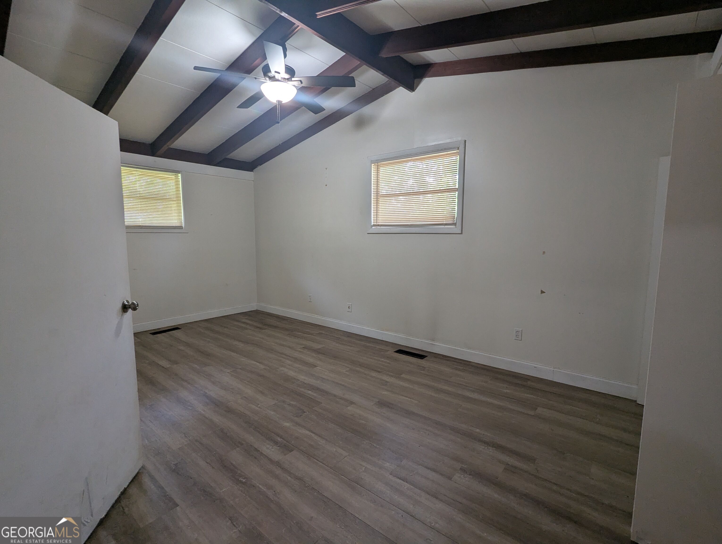 2021 Whispering Pines Road Albany, GA 31707 - Photo 9 of 15 Gallery Image 9