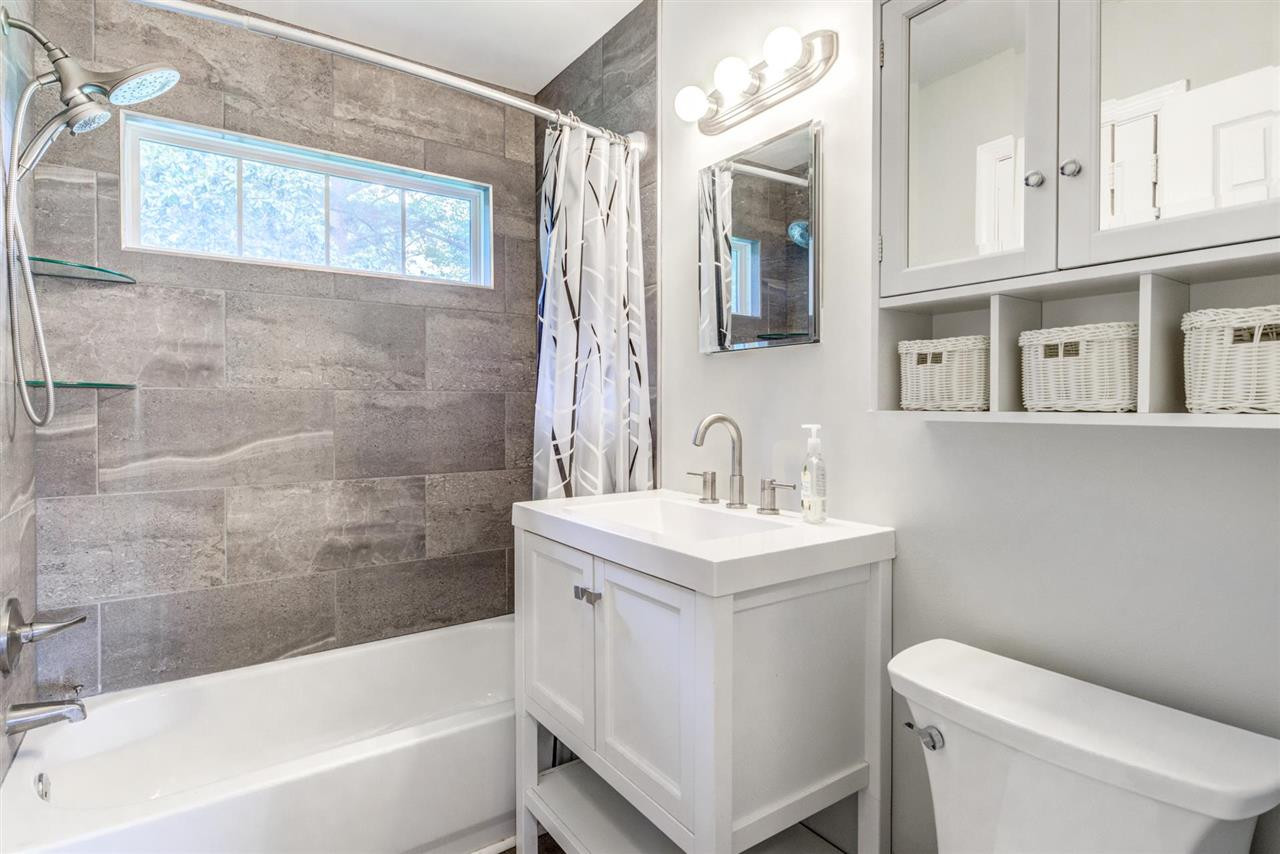 3820 Randell Road Garner, NC 27529 - Photo 22 of 30 Bathroom