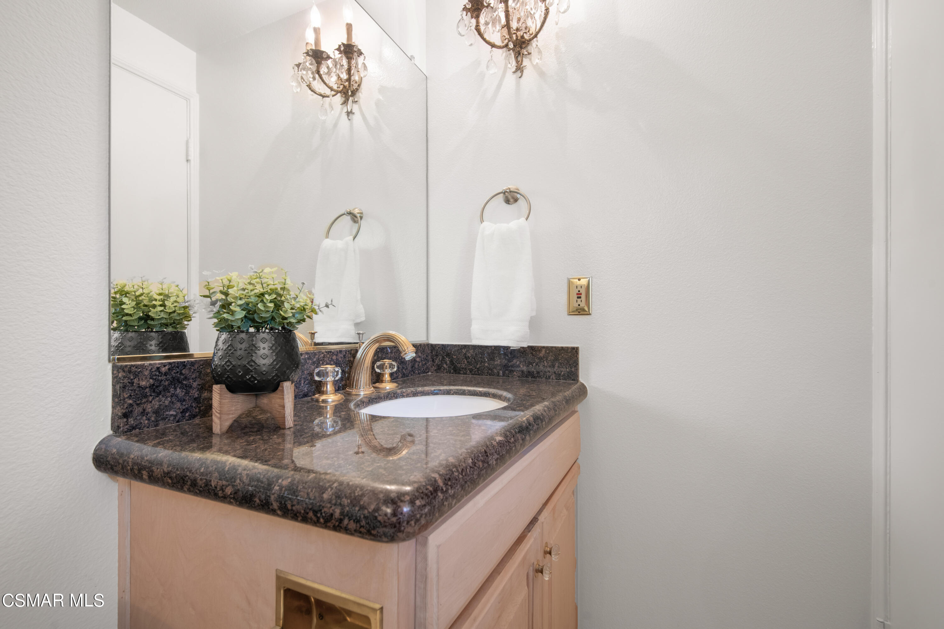 18772 Bermuda Street Porter Ranch, CA 91326 - Photo 8 of 30 bath 3