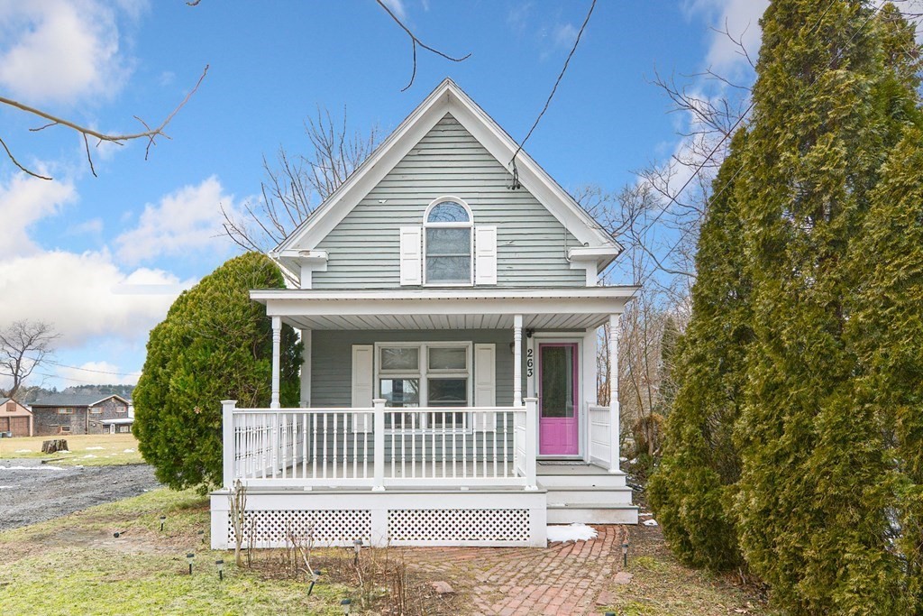 263 Middleboro Road East Freetown, MA 02717 - Photo 1 of 33 Gallery Image 1