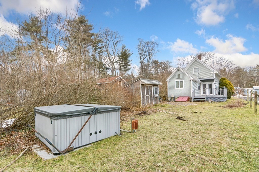 263 Middleboro Road East Freetown, MA 02717 - Photo 28 of 33 Gallery Image 28