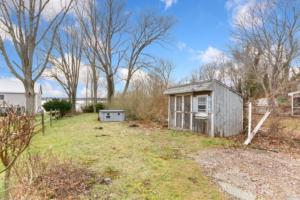 263 Middleboro Road East Freetown, MA 02717 - Photo 29 of 33 Gallery Image 29