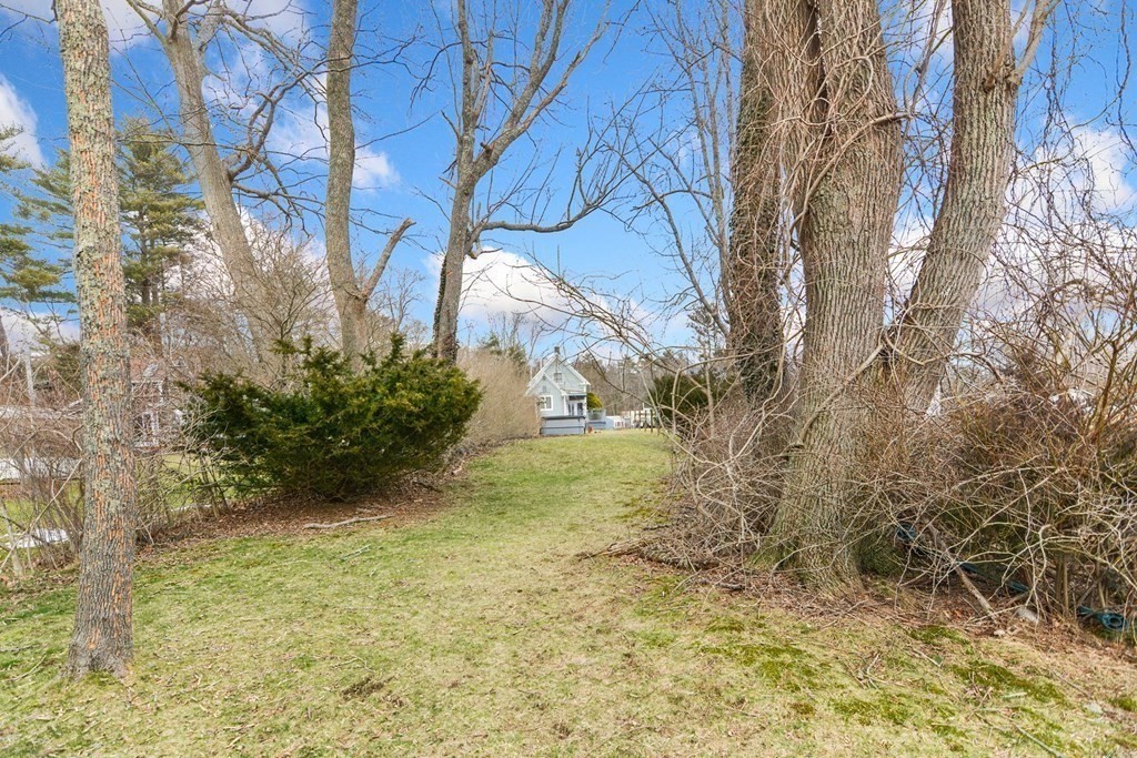 263 Middleboro Road East Freetown, MA 02717 - Photo 31 of 33 Gallery Image 31