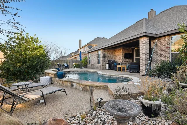 a picture of door with side of door