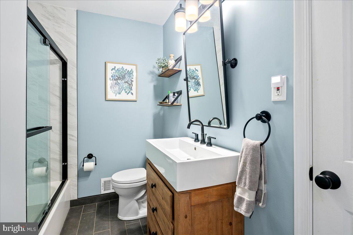 3012 Russell Road Alexandria, VA 22305 - Photo 34 of 56