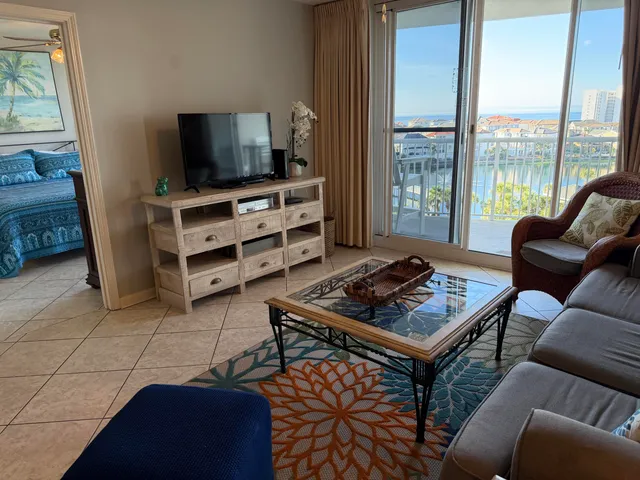 $425,000 | 970 Highway 98, Unit 602, Destin, FL 32541