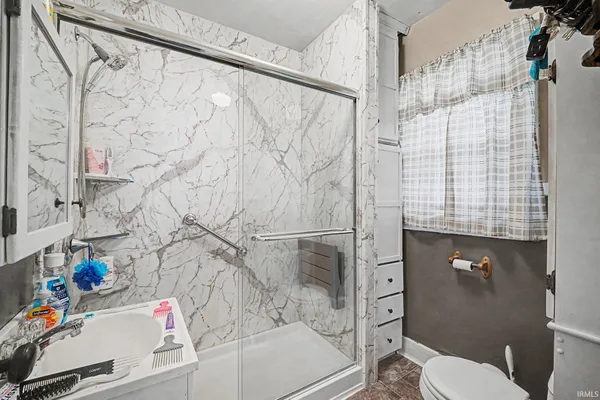 $125,000 | 102 North Hoke Avenue, Frankfort, IN 46041