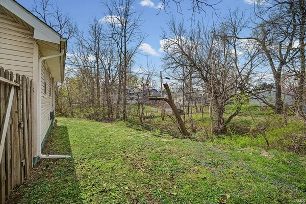 $125,000 | 102 North Hoke Avenue, Frankfort, IN 46041