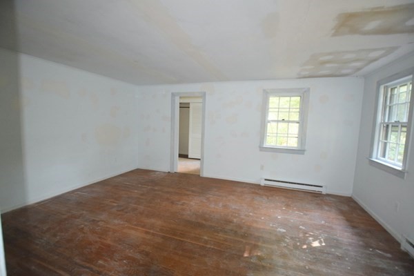 79 Ring Road Plympton, MA 02367 - Photo 4 of 24 Gallery Image 4
