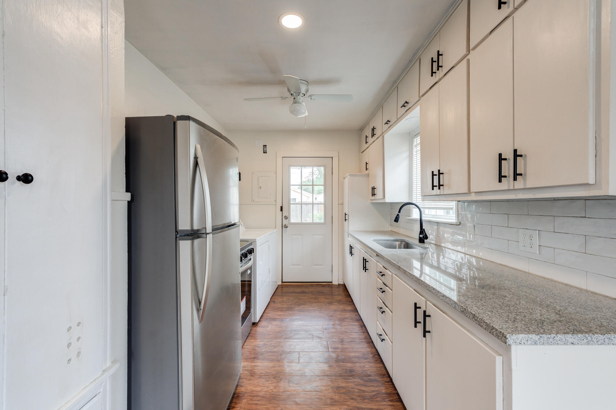 3505 29th Street Lubbock, TX 79410 - Photo 9 of 24 DSC03941_2_3_4_5