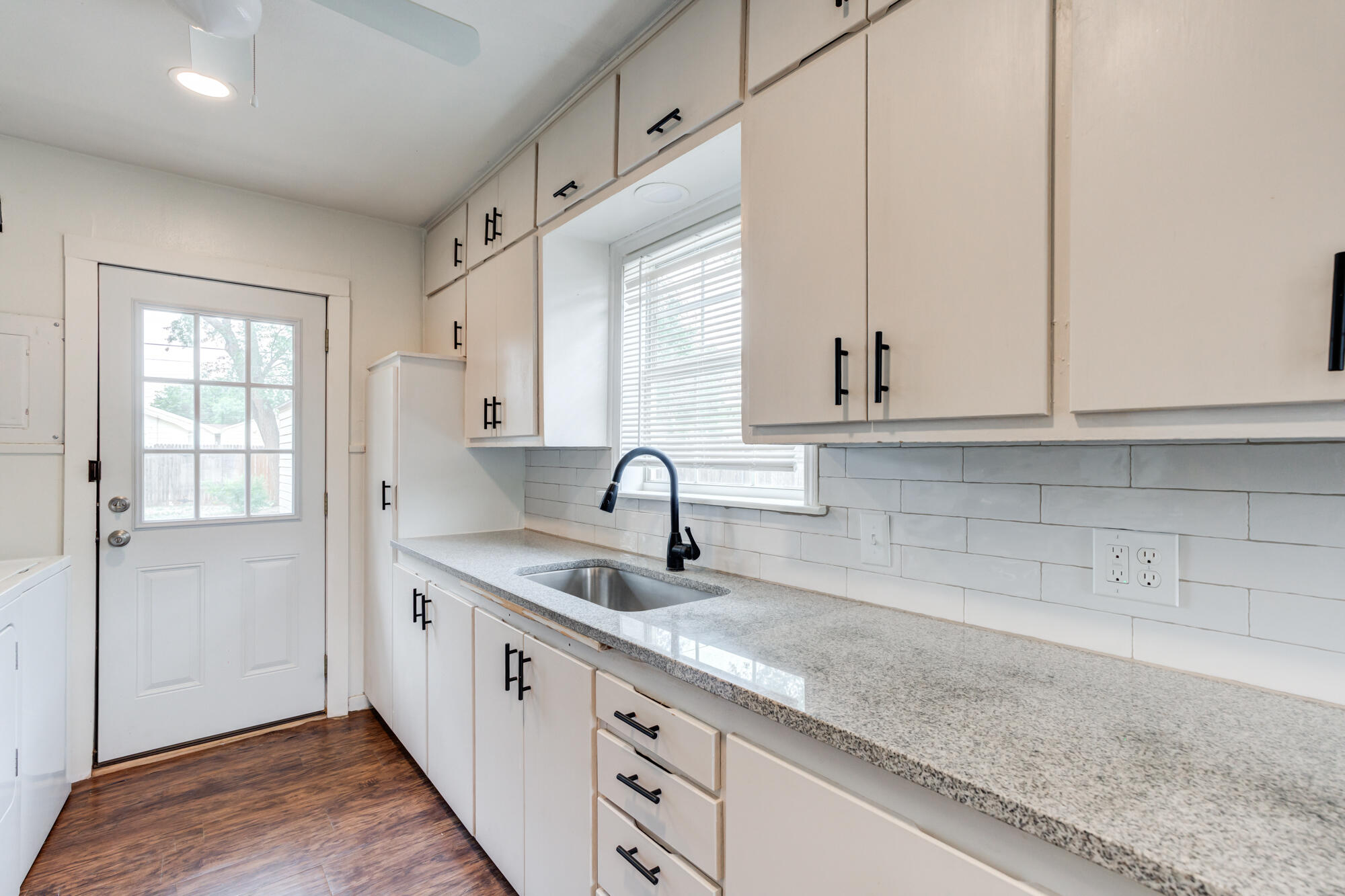 3505 29th Street Lubbock, TX 79410 - Photo 10 of 24 DSC03946_47_48_49_50