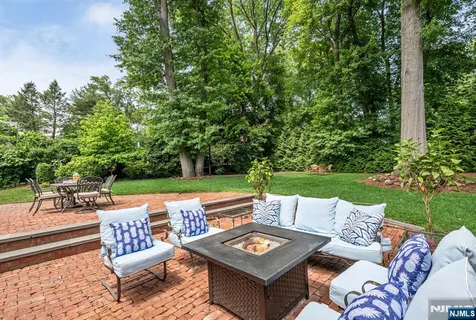 $1,799,000 | 101 Ardmore Road, Ho-Ho-Kus, NJ 07423