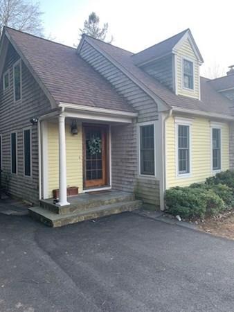 17 Dover Road Natick, MA 01760 - Photo 3 of 33 Gallery Image 3