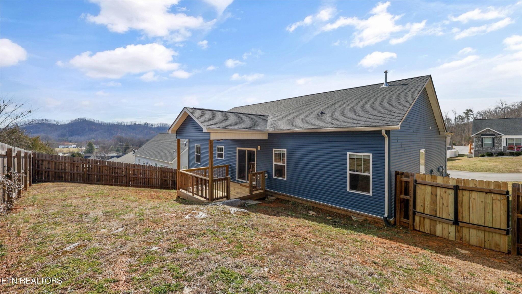 208 Daniel Morris Point Clinton, TN 37716 - Photo 20 of 32 Gallery Image 20