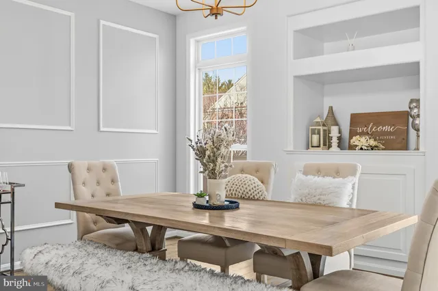 $1,025,000 | 9800 Bolton Village Court, Fairfax, VA 22032