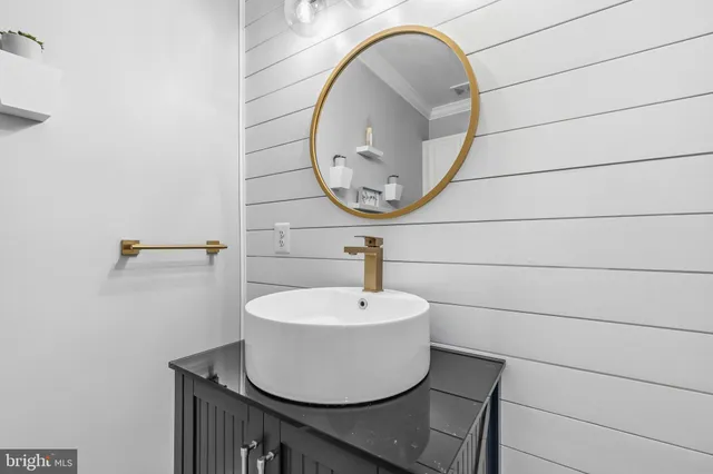 $1,025,000 | 9800 Bolton Village Court, Fairfax, VA 22032