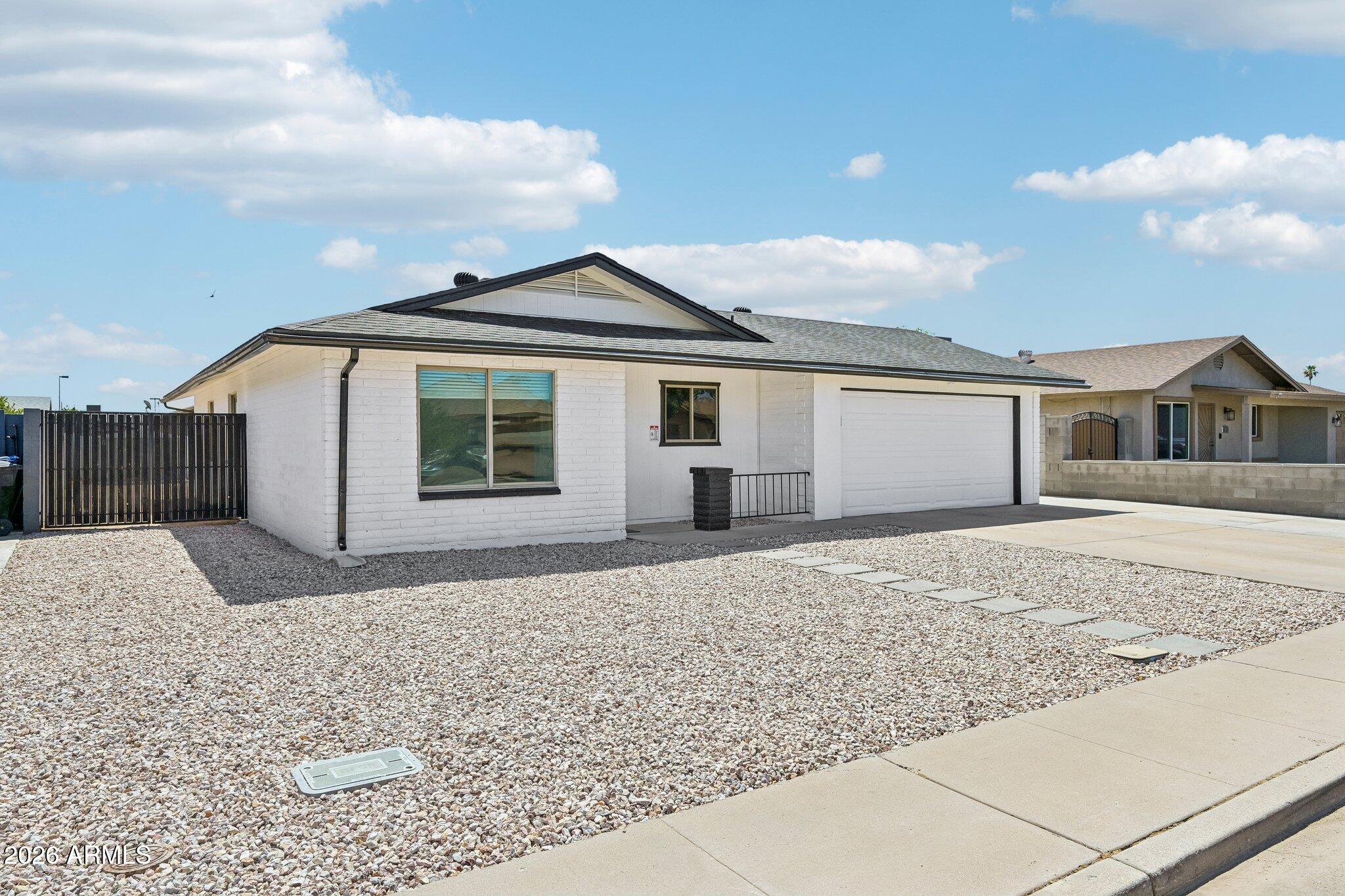 113 North Ridge Circle Mesa, AZ 85203 - Photo 2 of 35