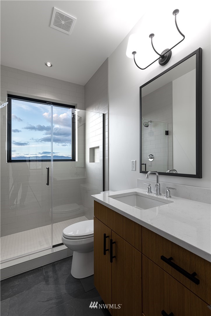 522 Hawks Ridge Road Chelan, WA 98816 - Photo 16 of 24 Gallery Image 16