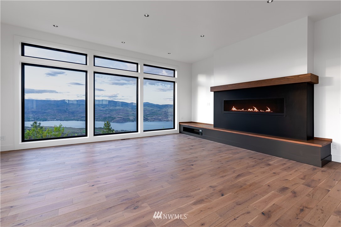 522 Hawks Ridge Road Chelan, WA 98816 - Photo 7 of 24 Gallery Image 7