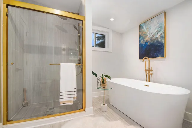 $498,000 | 8460 Warren Woods Road, Three Oaks, MI 49128