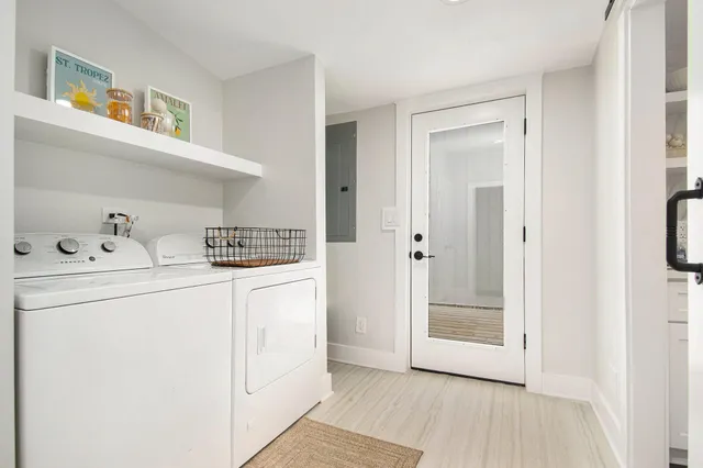 $498,000 | 8460 Warren Woods Road, Three Oaks, MI 49128