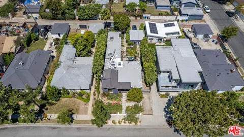 $2,175,000 | 2817 Virginia Avenue, Santa Monica, CA 90404