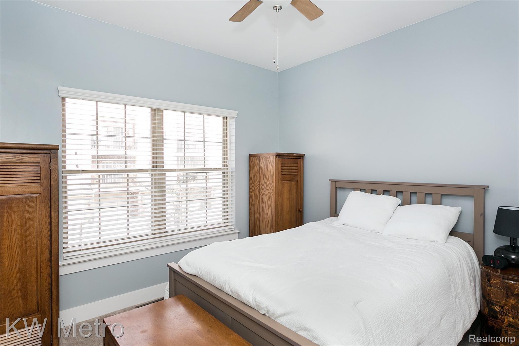 1477 Raleigh Place Troy, MI 48084 - Photo 19 of 31 Raleigh-19.jpg