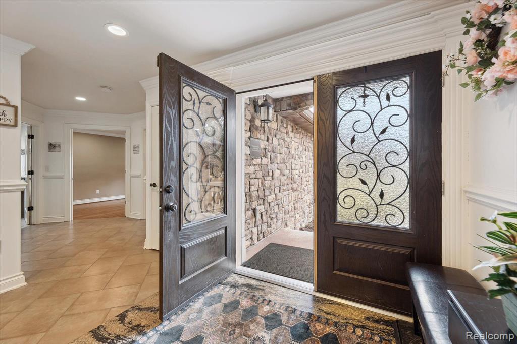 56565 10 Mile Road South Lyon, MI 48178 - Photo 7 of 63 Gallery Image 7