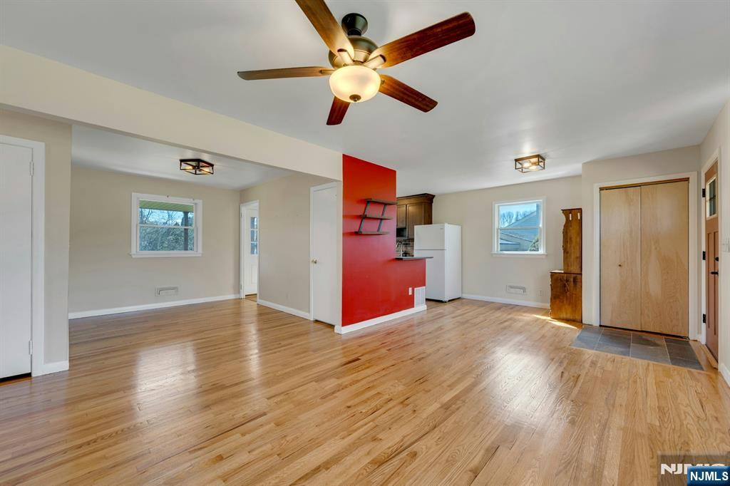 20 Kievit Road Wayne, NJ 07470 - Photo 13 of 49