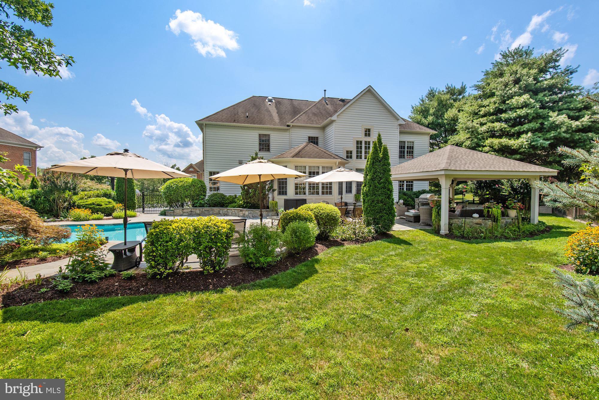 10415 Grey Fox Road Potomac, MD 20854 - Photo 2 of 58 Gallery Image 2