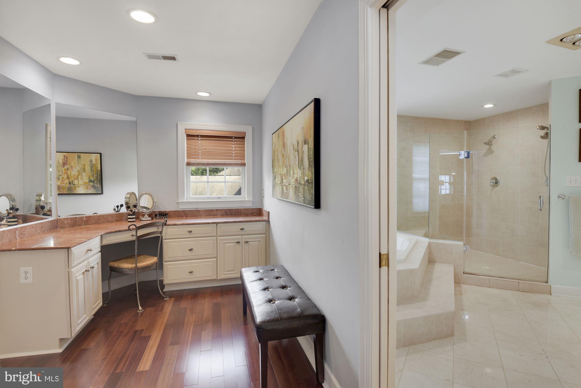 10415 Grey Fox Road Potomac, MD 20854 - Photo 31 of 58 Gallery Image 31