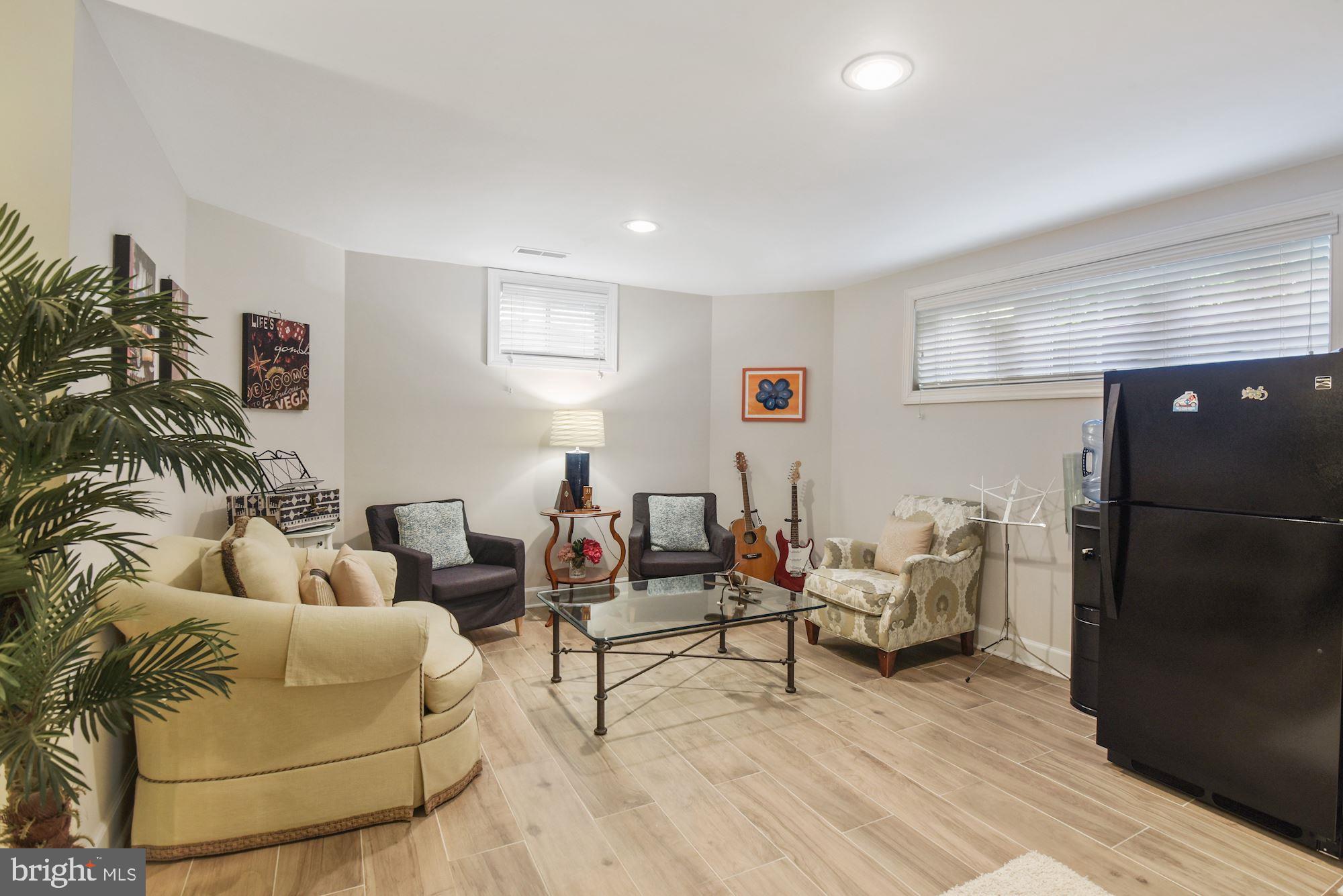 10415 Grey Fox Road Potomac, MD 20854 - Photo 47 of 58 Gallery Image 47