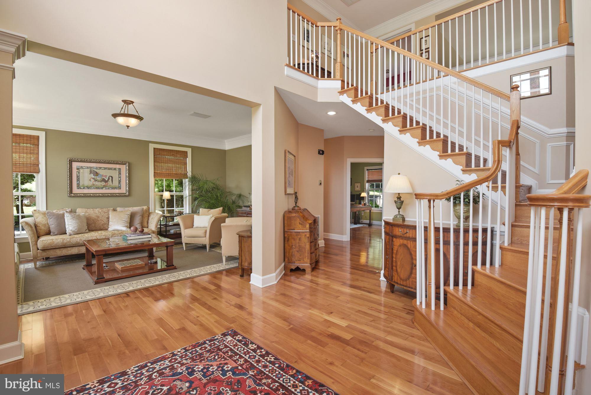 10415 Grey Fox Road Potomac, MD 20854 - Photo 8 of 58 Gallery Image 8