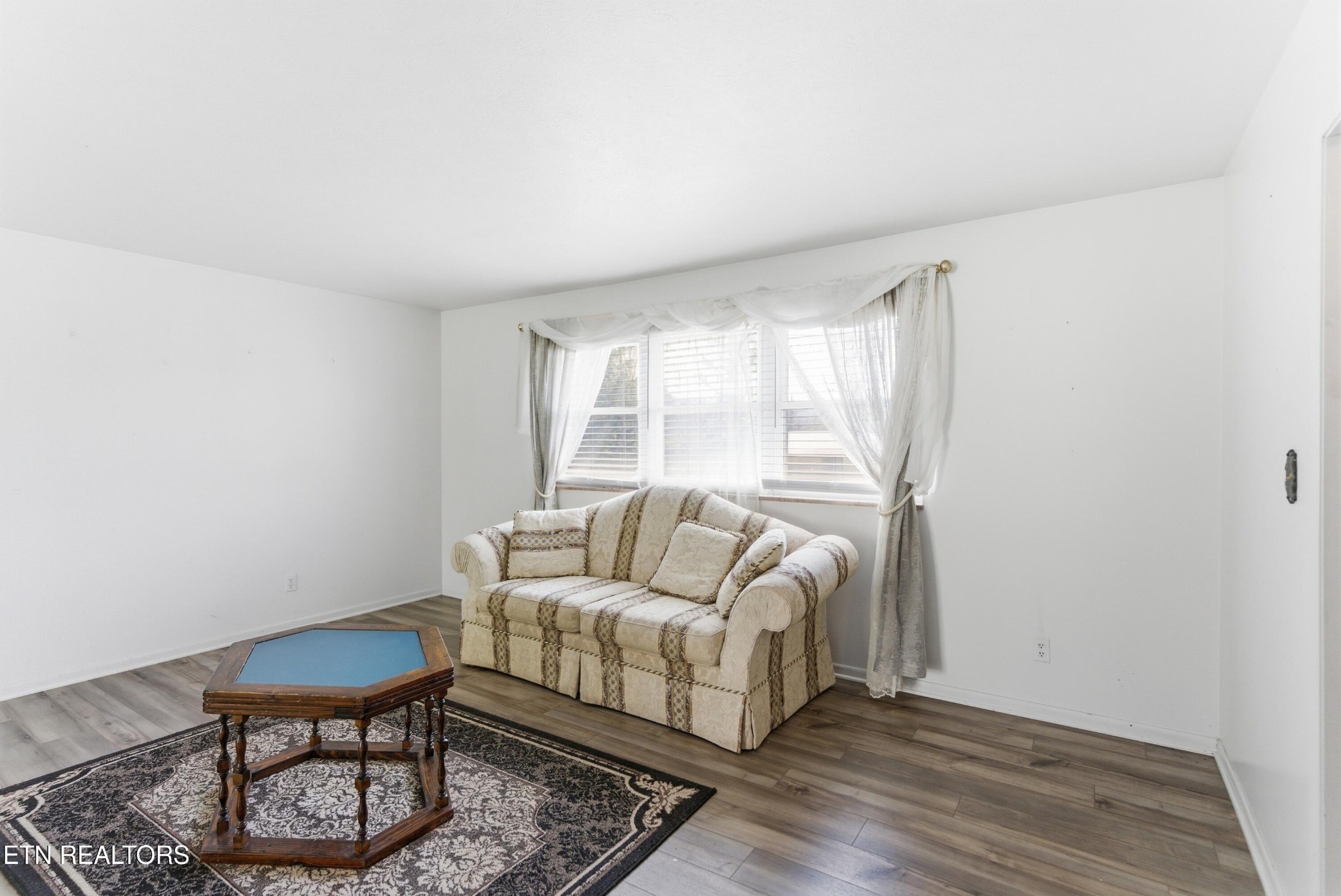 7336 Palmleaf Road Knoxville, TN 37918 - Photo 9 of 39 Gallery Image 9
