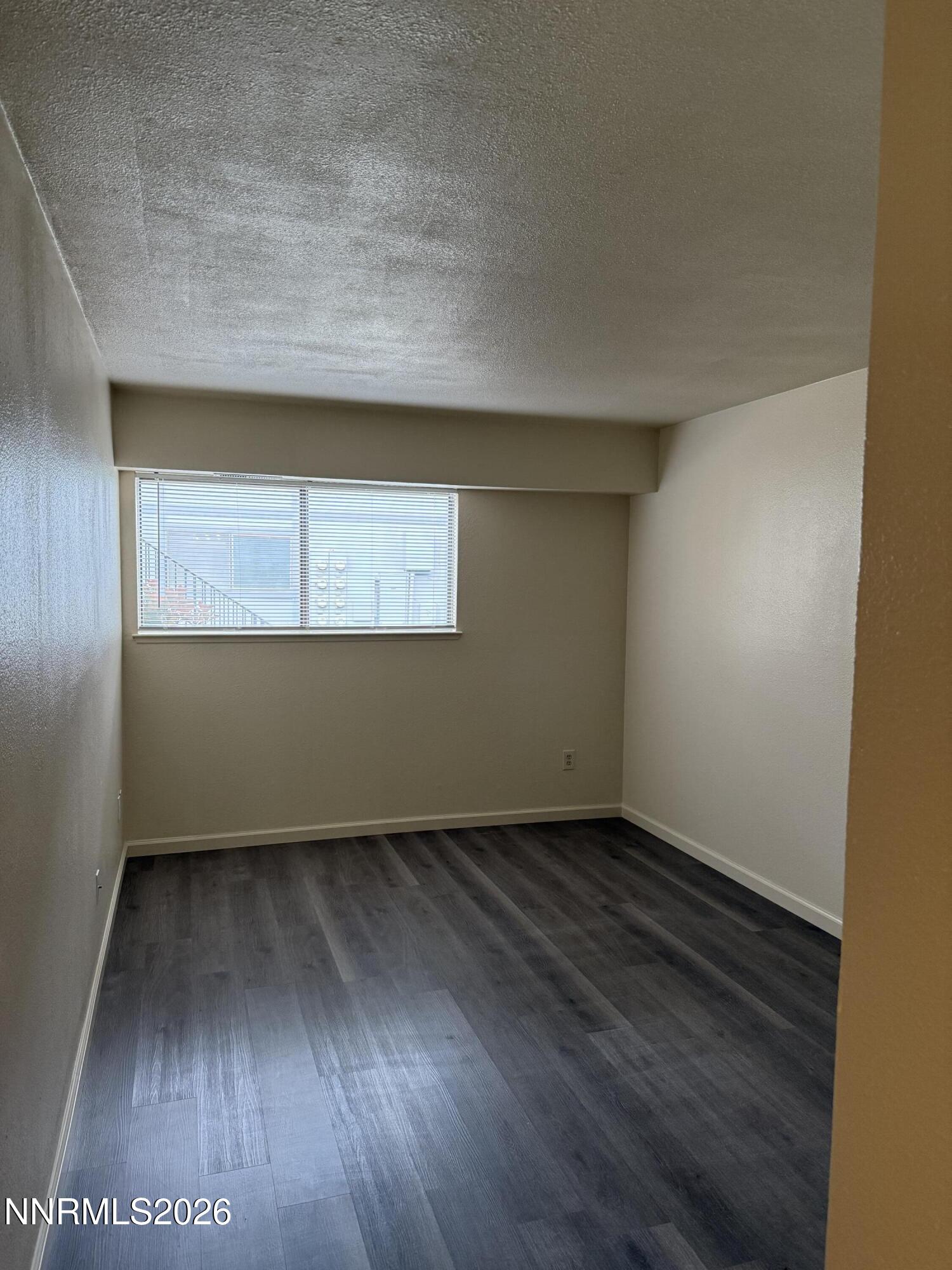 2201 Kietzke Lane, Unit H Reno, NV 89502 - Photo 5 of 10 2201 keitzke H 6