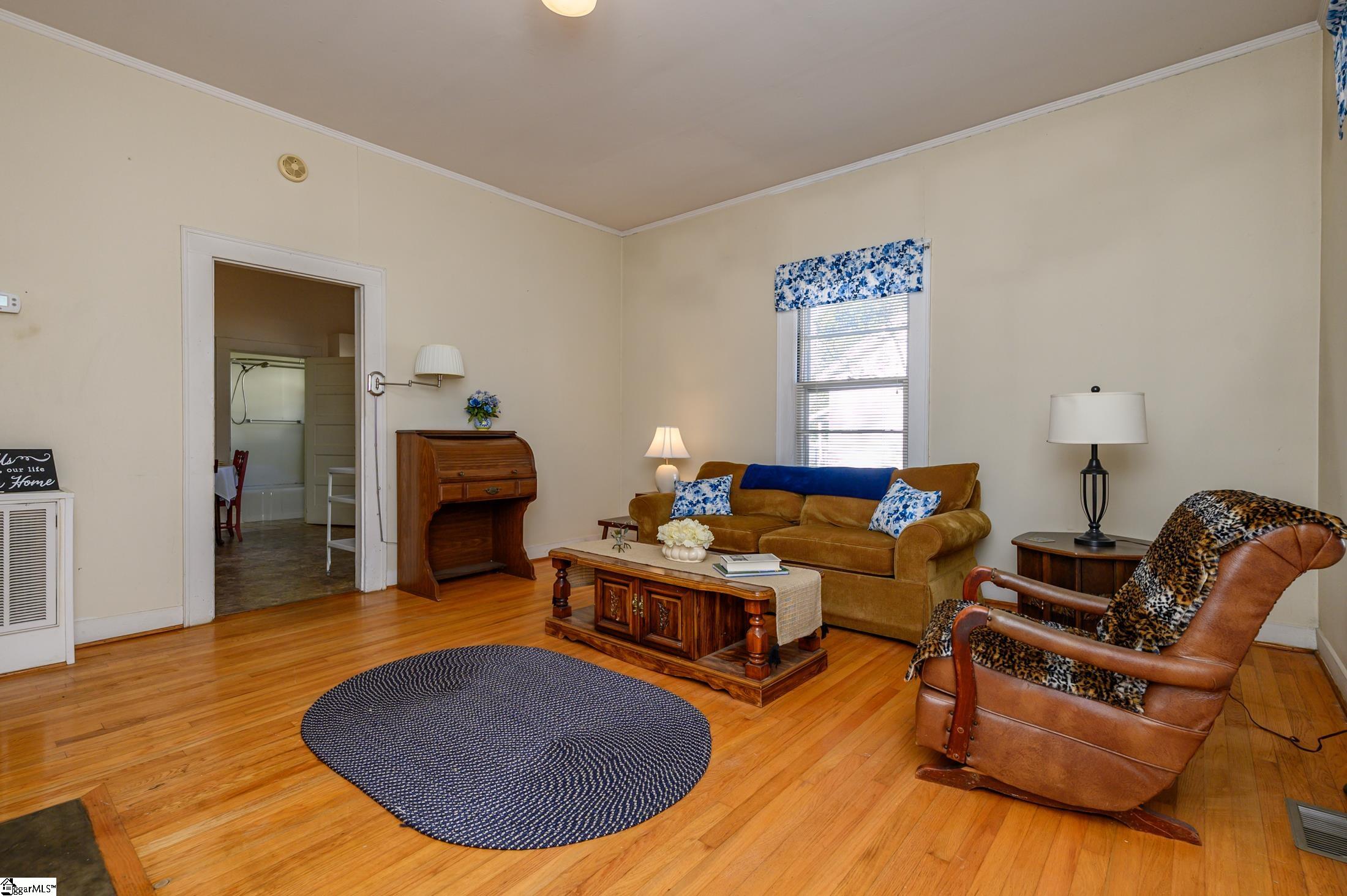 6 27th Street Greer, SC 29651 - Photo 7 of 17 Gallery Image 7