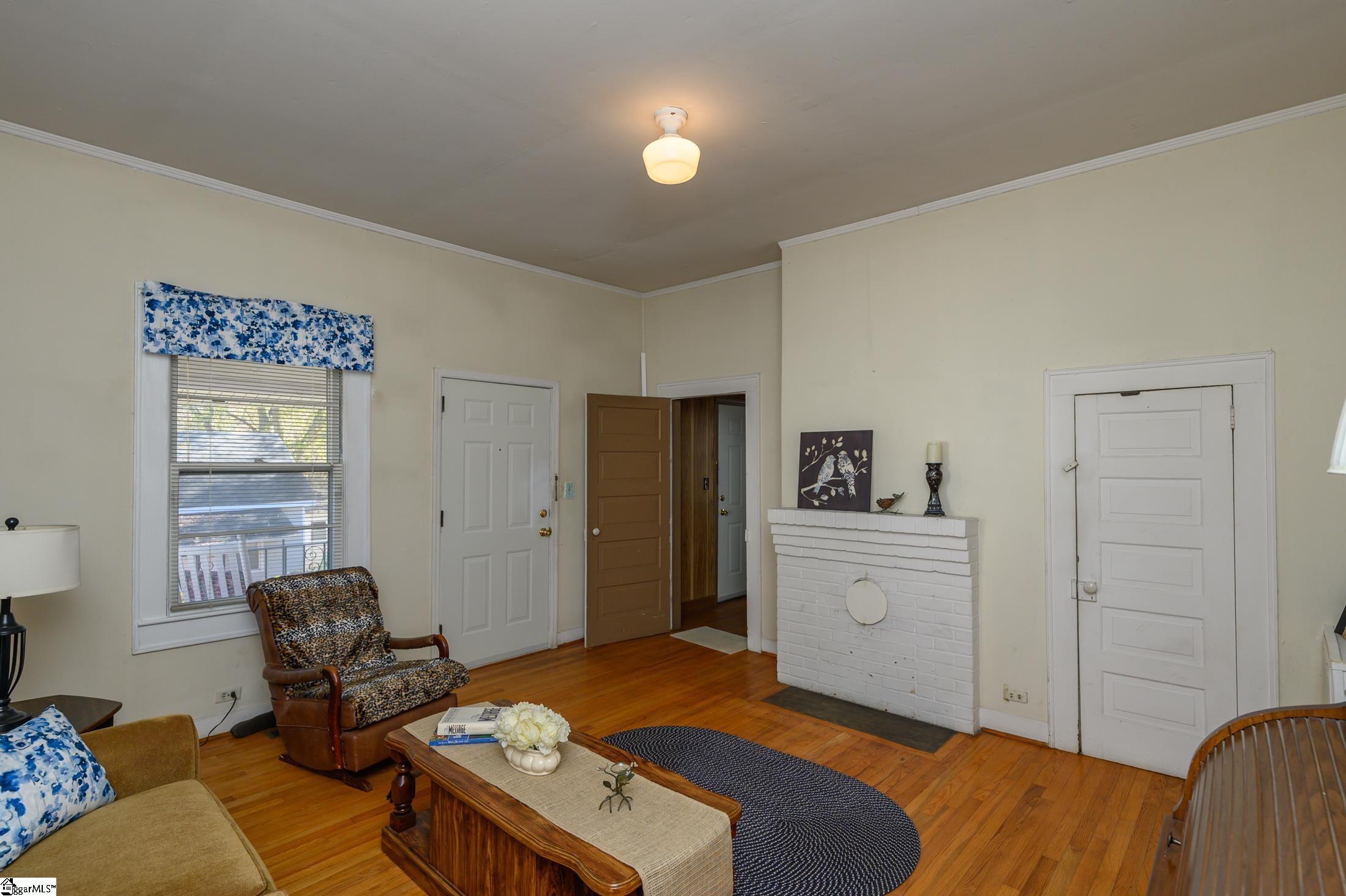 6 27th Street Greer, SC 29651 - Photo 8 of 17 Gallery Image 8
