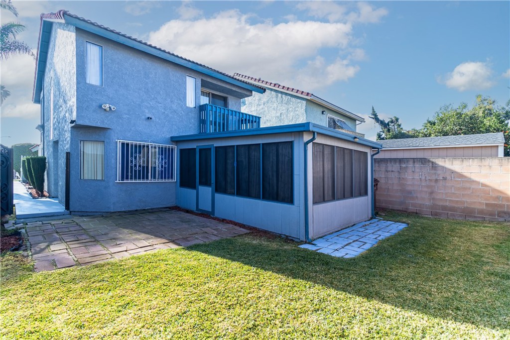 623 West Indigo Street Compton, CA 90220 - Photo 2 of 7 Backyard
