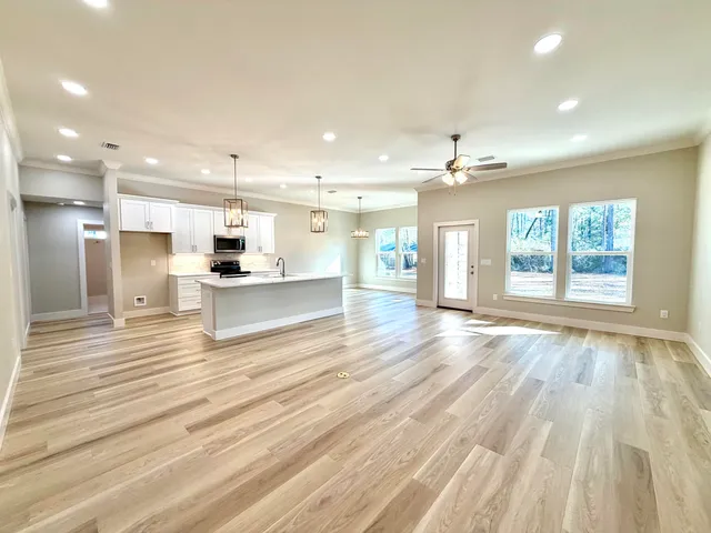 $399,900 | 6018 Paige Lane, Crestview, FL 32536