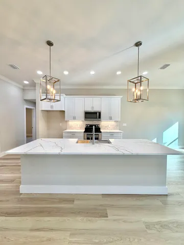 $399,900 | 6018 Paige Lane, Crestview, FL 32536