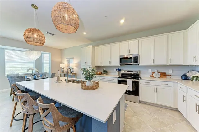 $2,200 | 12320 Wellen Golf Street, Unit 402, Venice, FL 34293