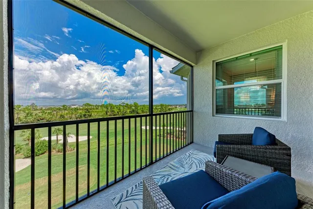 $2,200 | 12320 Wellen Golf Street, Unit 402, Venice, FL 34293