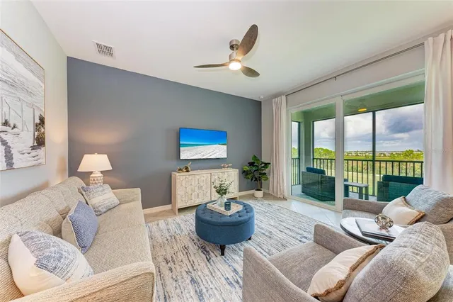 $2,200 | 12320 Wellen Golf Street, Unit 402, Venice, FL 34293