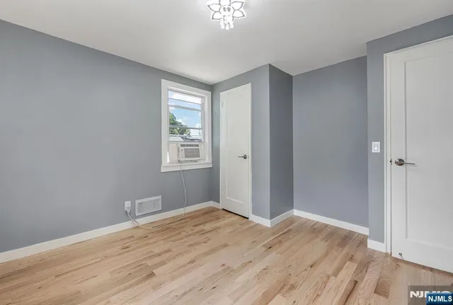 $2,600 | 47 Ekings Avenue, Unit 2, Hawthorne, NJ 07506