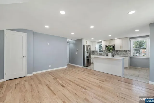 $2,600 | 47 Ekings Avenue, Unit 2, Hawthorne, NJ 07506